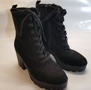 NWOT  ladies black Rouge combat boots